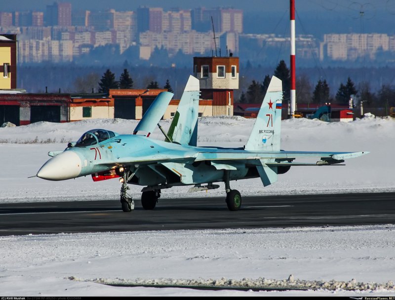 Су 27м 710