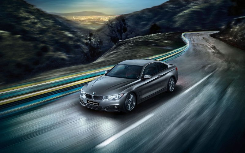 BMW на дороге