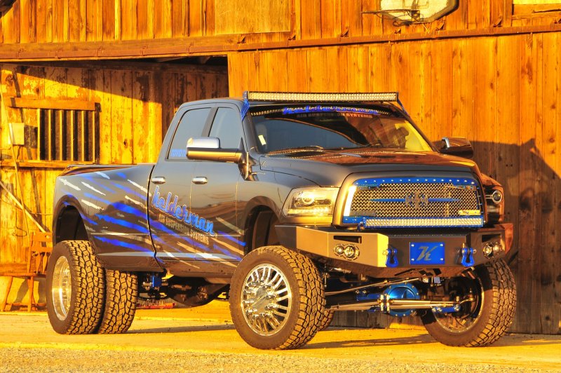 Dodge Ram 3000
