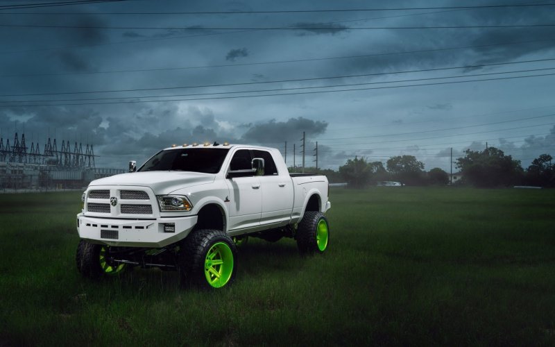 Dodge Ram 2500 White
