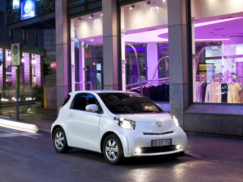 Toyota IQ 2008