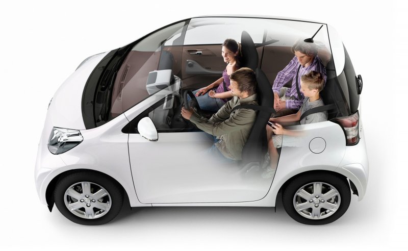 Toyota IQ 4 местная