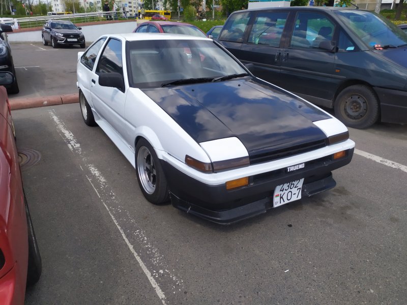 Тойота ае86 1982