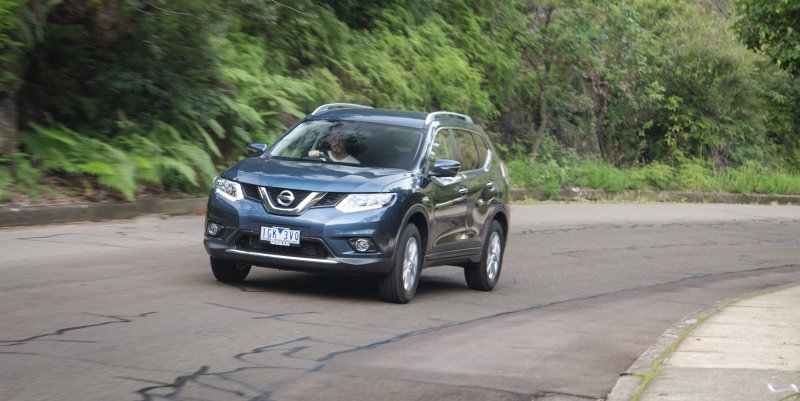 Nissan x-Trail 2021 синий