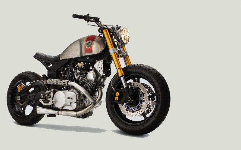 Yamaha XV 750 Custom