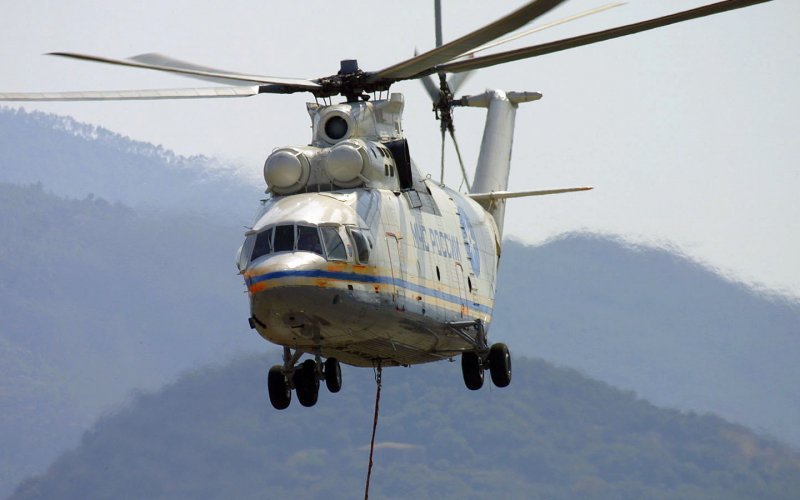 Вертолёты ми-6 на аэродроме Гаровка