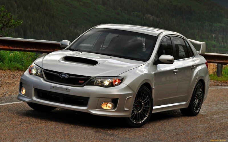 Субару Импреза WRX STI 2013