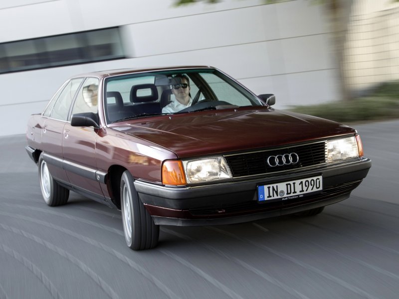 Audi 100 c3