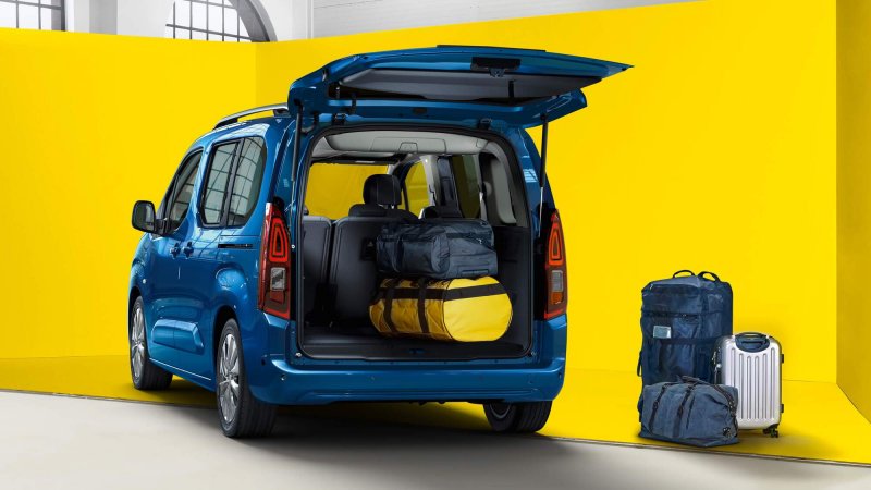 Компактвэн Opel Combo Life