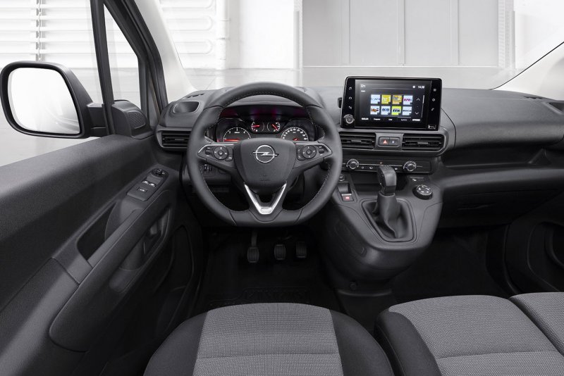 Компактвэн Opel Combo Life