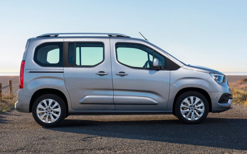 Opel Combo Cargo XL интерьер