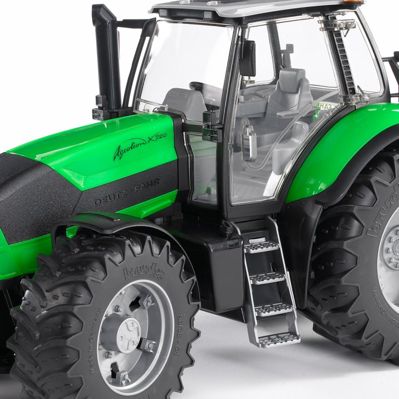Трактор Bruder Deutz Agrotron x720 03-080
