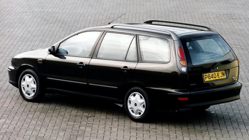 Игрушечная модель Fiat Marea weekend