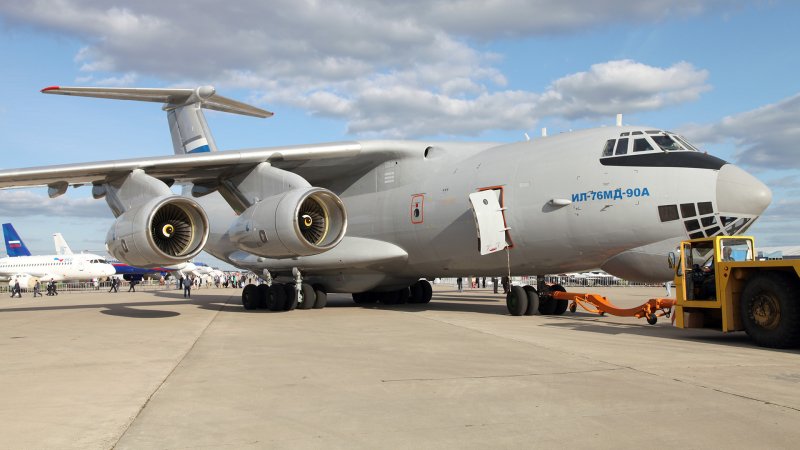 Самолёт ил-76мд-90а
