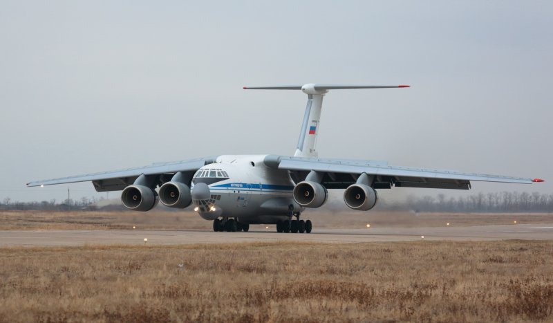 Самолёт ил-76мд-90а