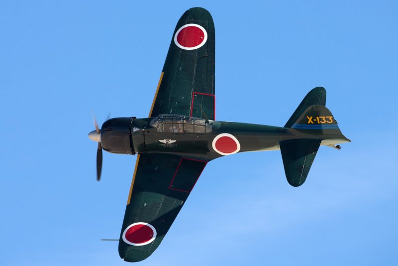 Самолет a6m2 Zero