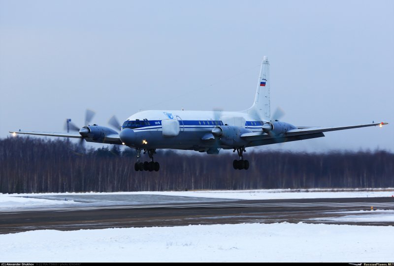 Самолет ил-22пп Порубщик