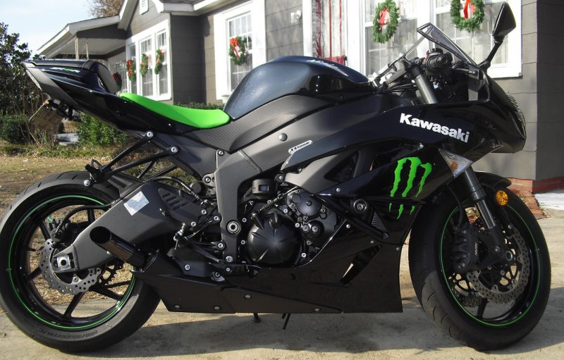 Мотоциклы Kawasaki Ninja zx6r