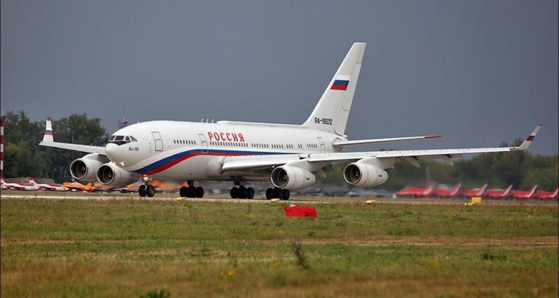 Самолет президента РФ ил-96-300