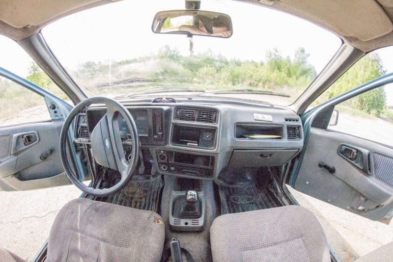 Ford Sierra 1985 салон