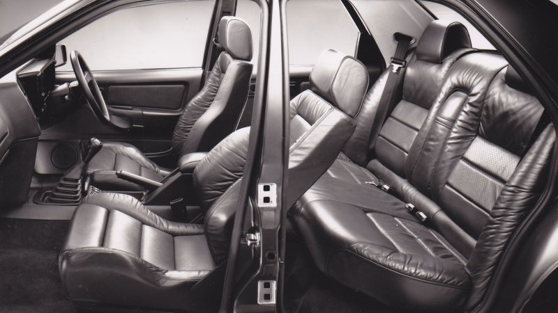Ford Sierra Cosworth 1992 Interier