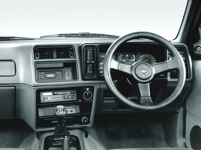 Ford Sierra 1982 салон