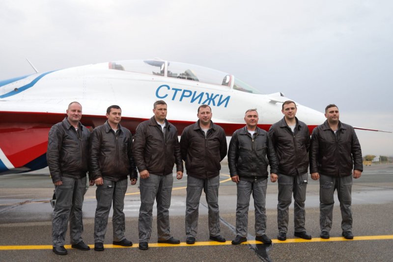 Пилоты Стрижей фото Москва