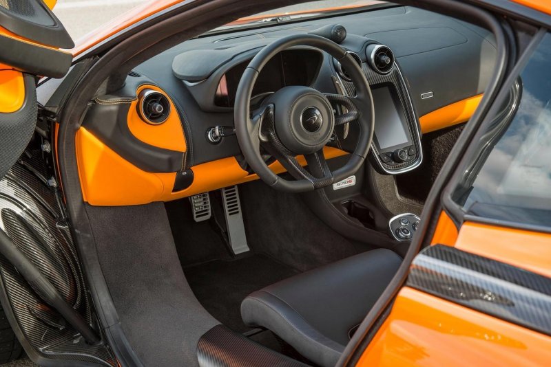 MCLAREN 570s салон