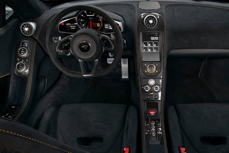Макларен 650s салон