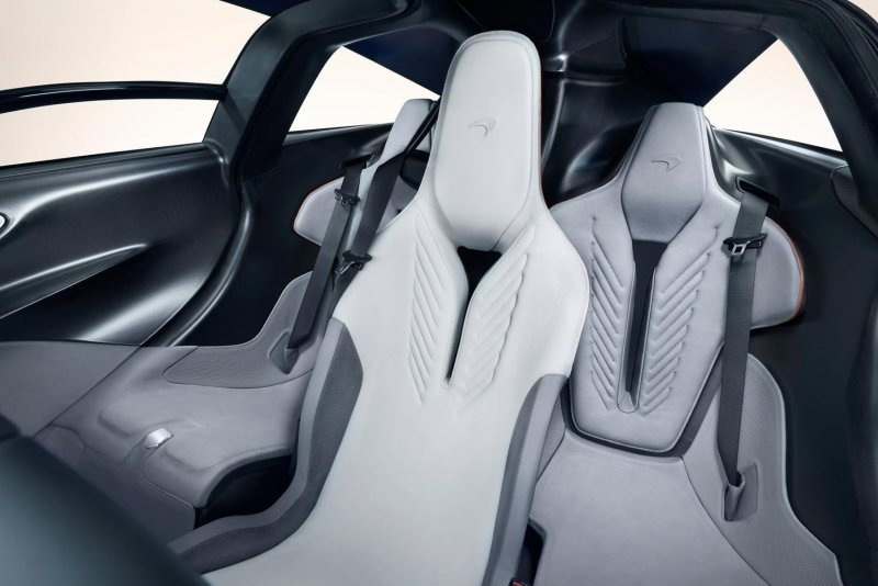 MCLAREN Speedtail 2020