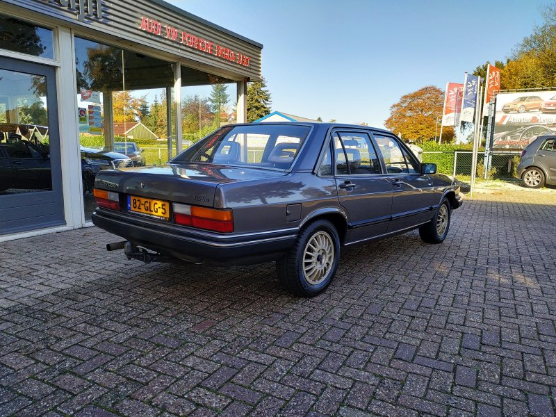 Ауди 100 5000s
