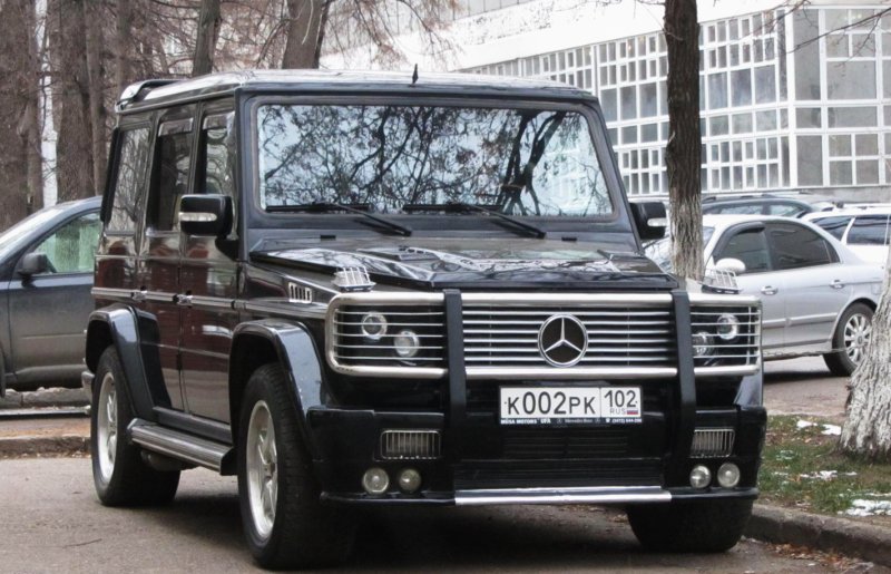 Мерседес d102