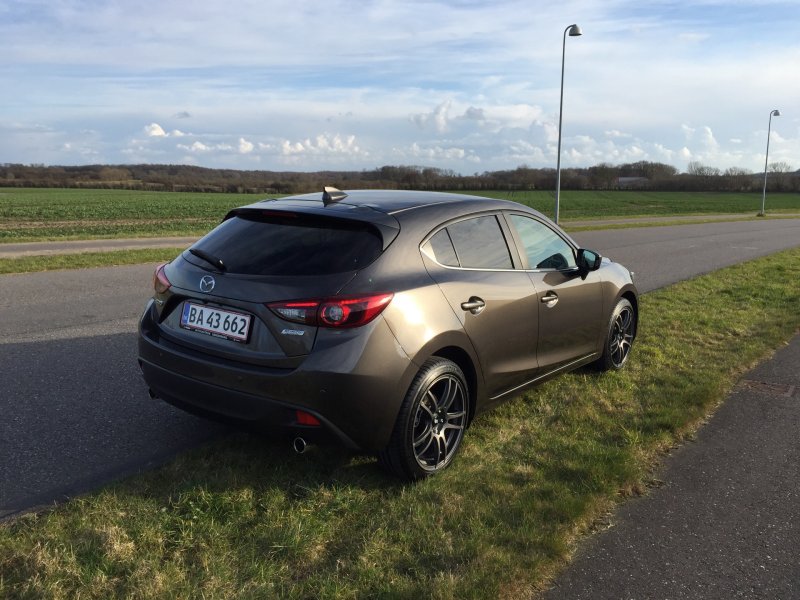 Mazda 3 2020 Titanium Flash