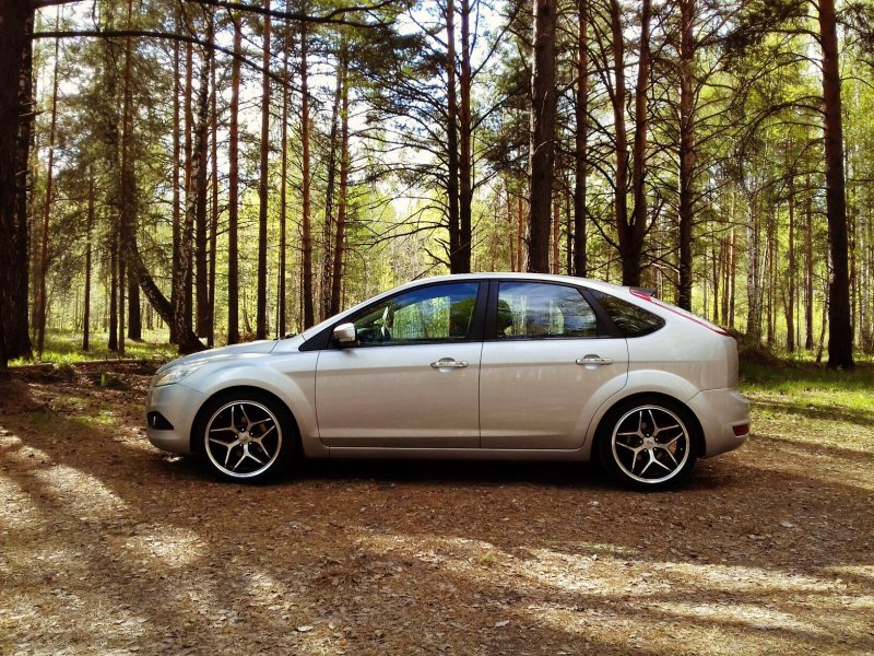 Ford Focus 2 хэтчбек r18