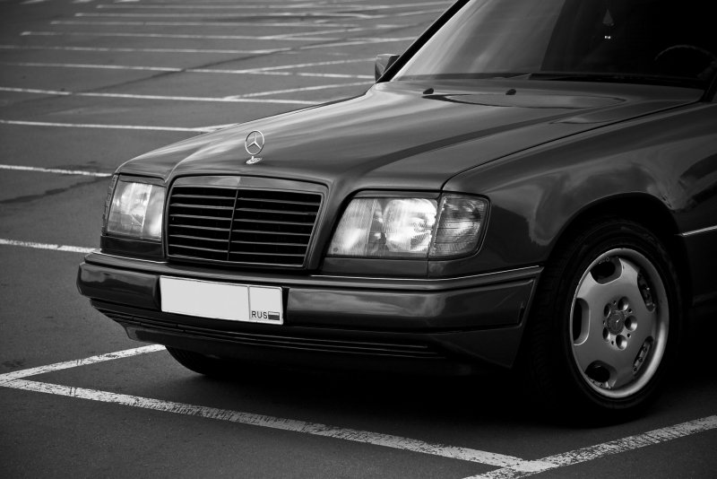 Mercedes-Benz w124