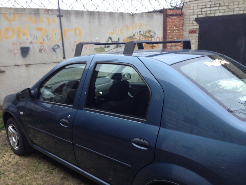 Багажник на крышу автомобиля Рено Логан 2012 года