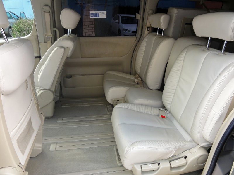 Nissan Elgrand e51 салон