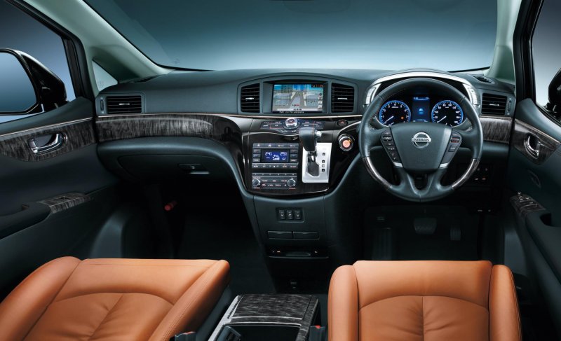 Nissan Elgrand 2018