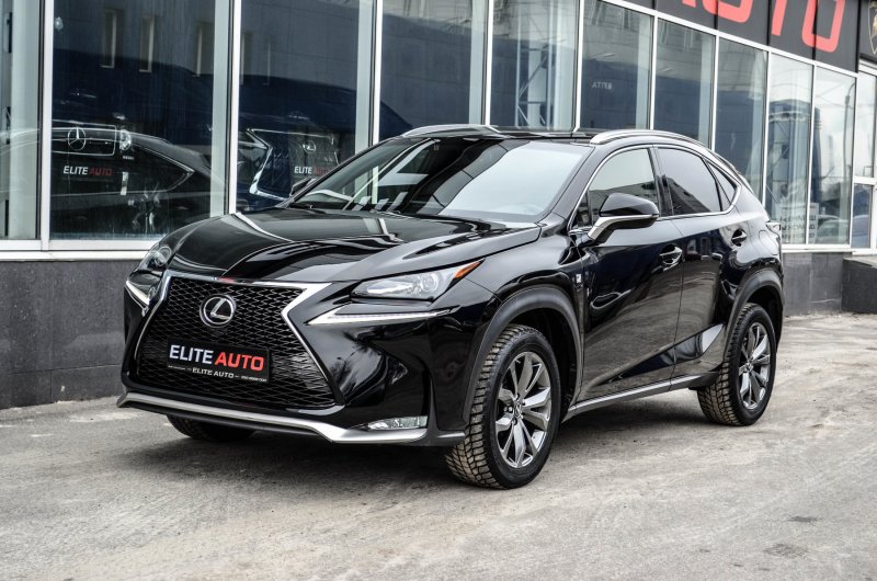 Lexus NX 200 черный