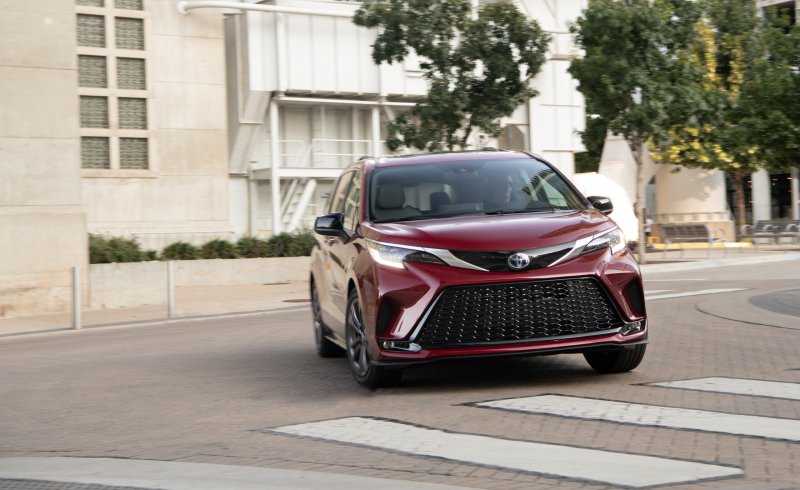 Toyota Sienna 2021 XSE гибрид