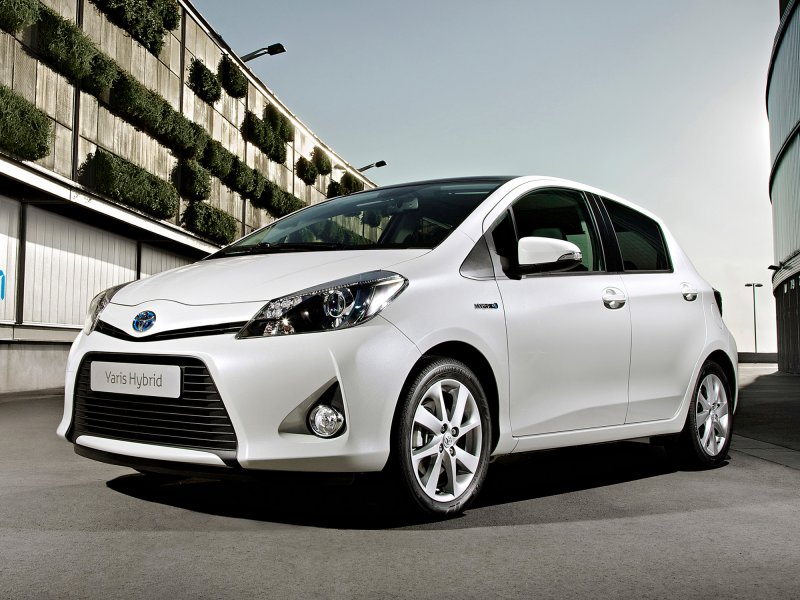 Toyota Yaris гибрид