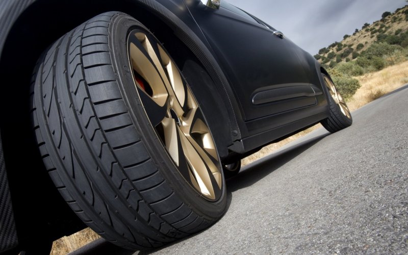 Автомобильная шина Superia Tires rs400 275/30 r20 97w летняя