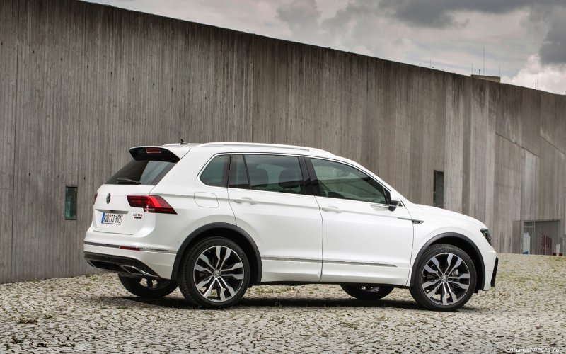 Volkswagen Tiguan 2 r-line