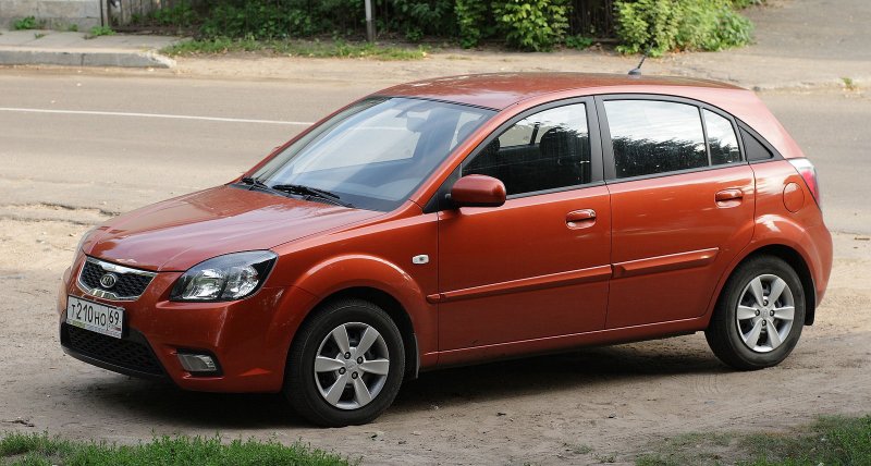 Kia Rio II хэтчбек 2009