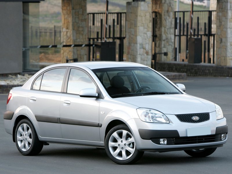 Kia Rio 2005 седан 1 поколение