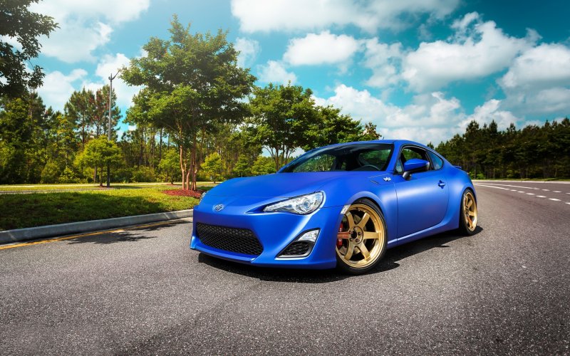 Тойота gt 86 синяя