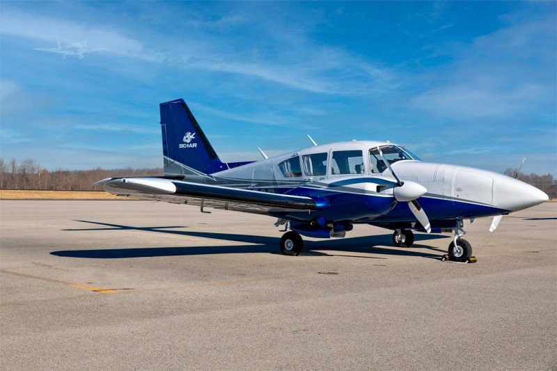 Piper Aerostar 700