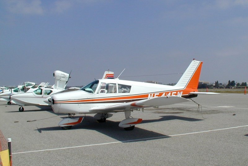 Самолет Piper
