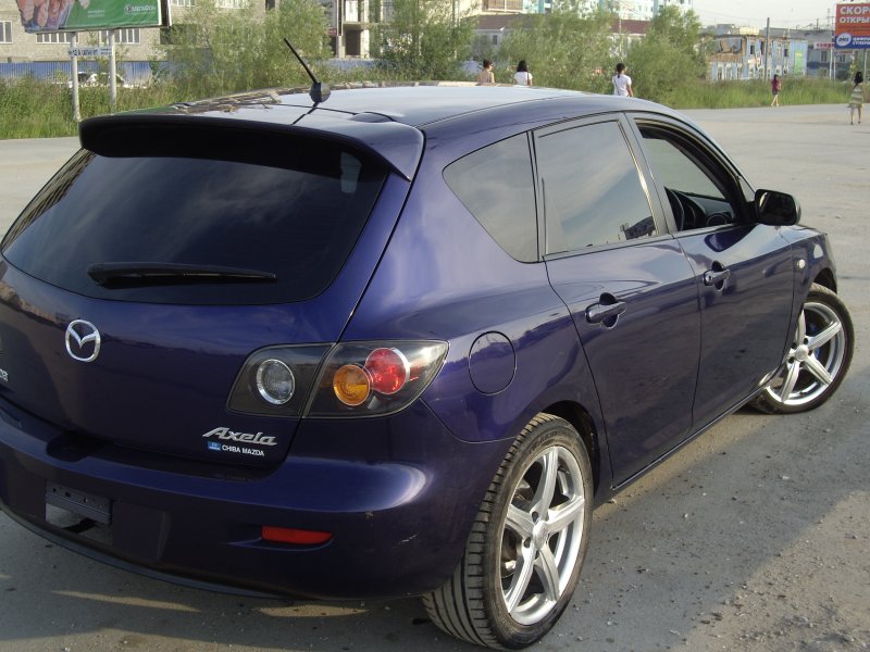 Мазда Аксела 2005