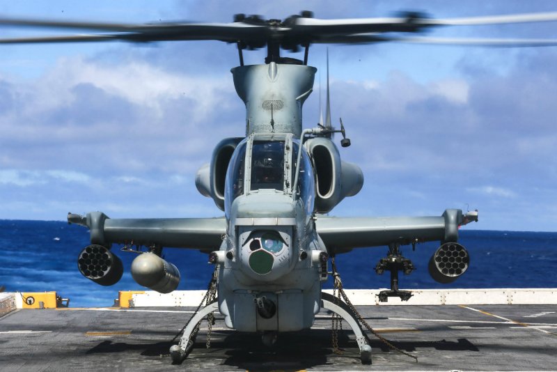 Вертолета Bell Ah-1z Cobra